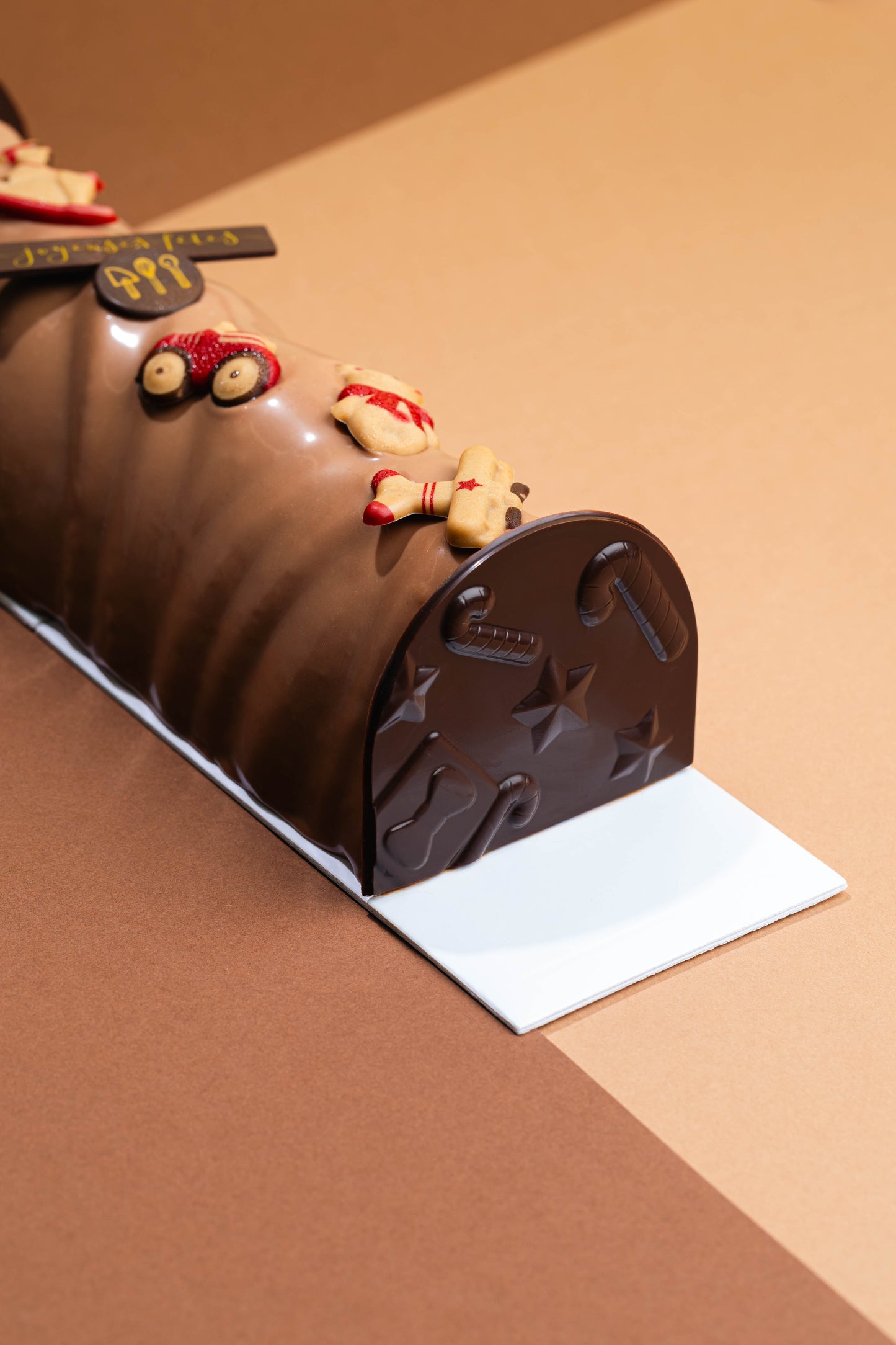 La Bûche ENCHANTEE - 10 personnes